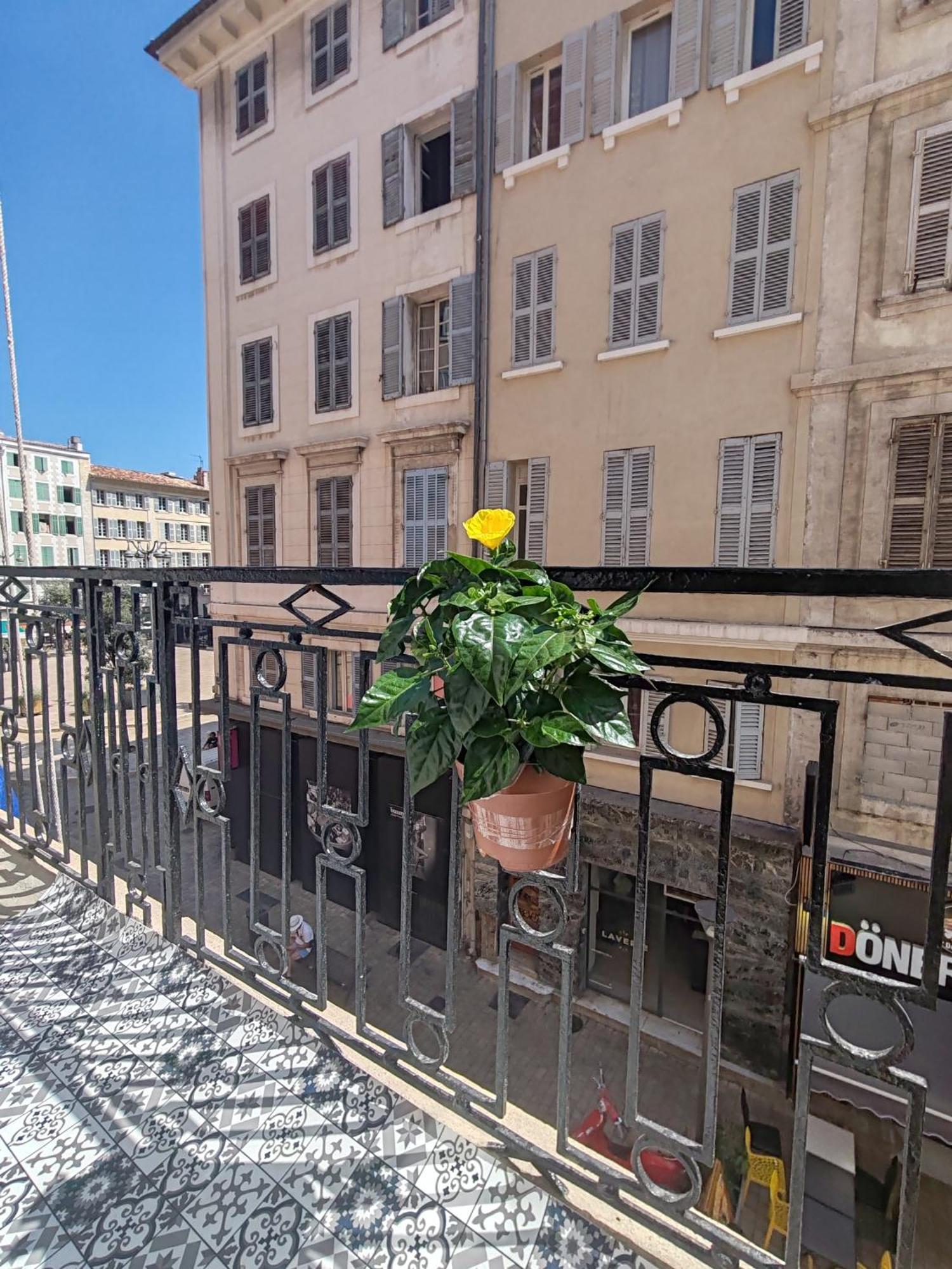 T3 Grand Balcon Au Coeur Du Vieux Port Apartment Marsilia Exterior foto